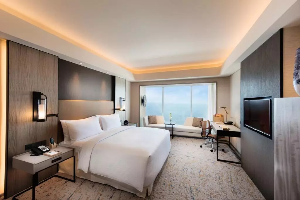 هتل Conrad Manila Pasay City