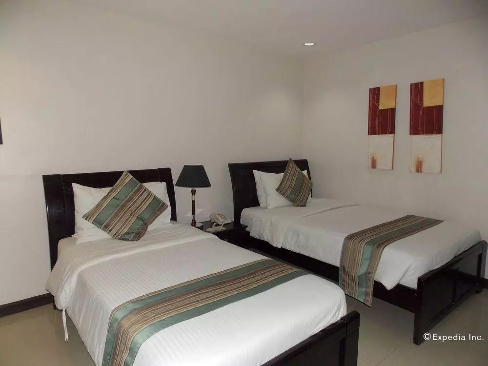 هتل The Suites at Calle Nueva باکولود