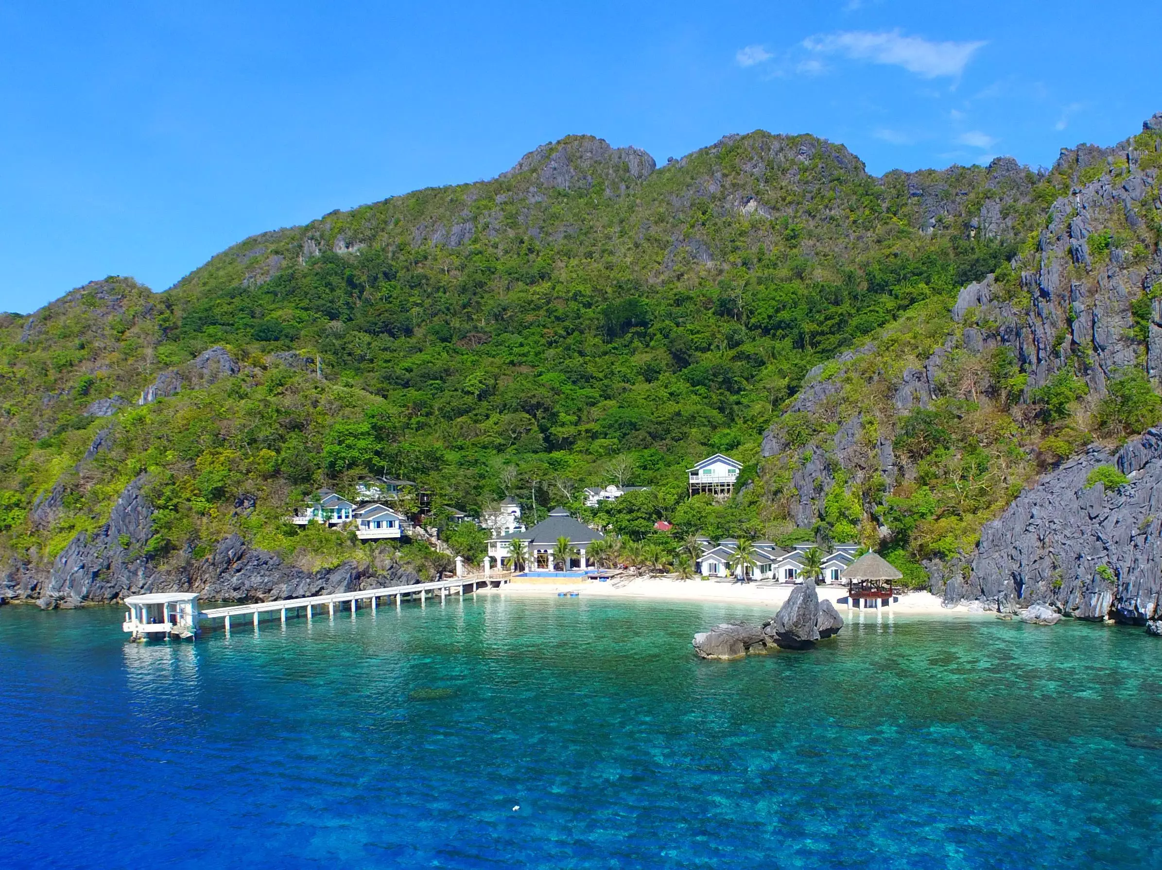هتل Matinloc Resort El Nido