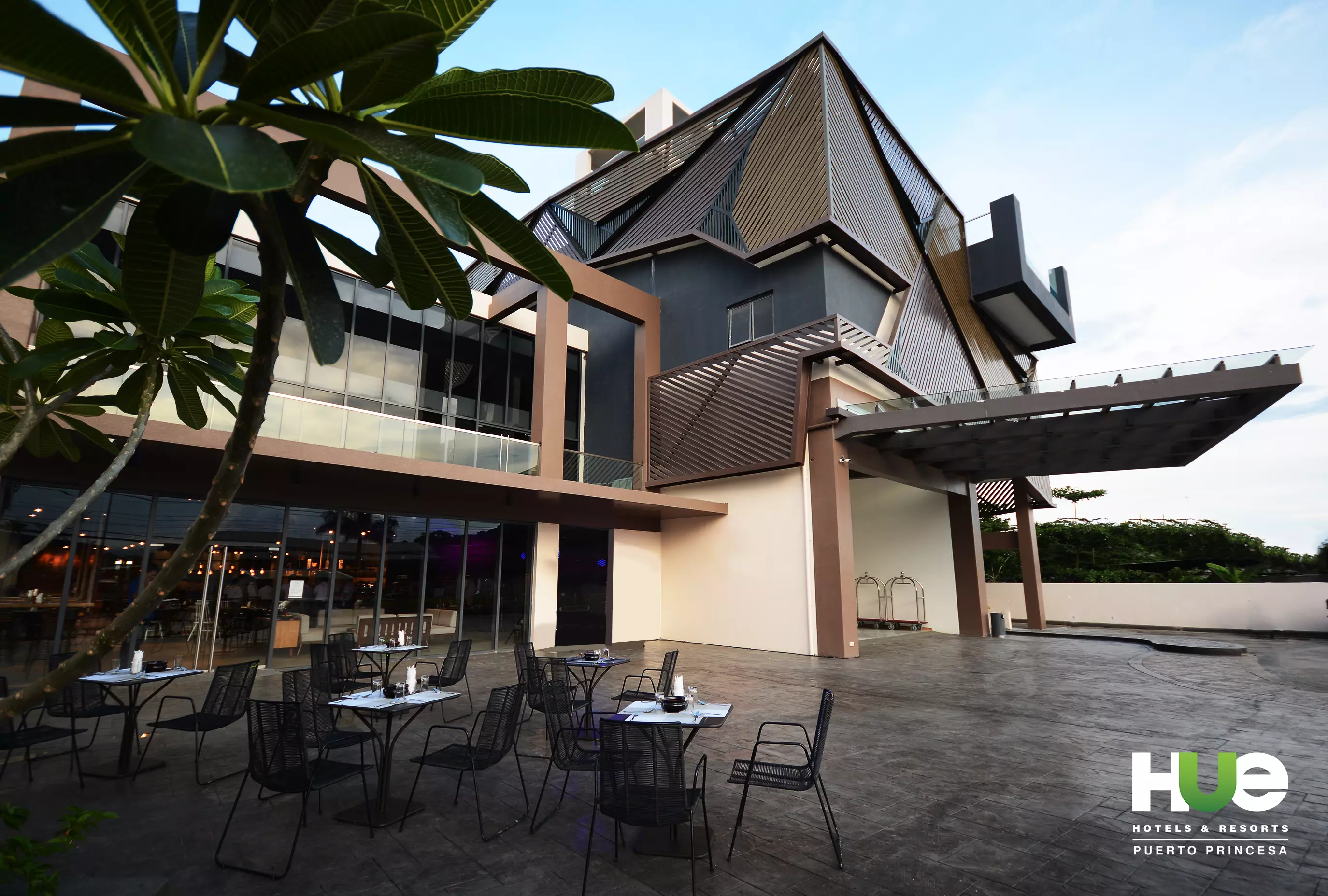 Alibaba https://cdn.alibaba.ir/ostorage/hotel-accommodation-images/6a3ad162ece37da9b7c7be05_Puerto-Princesa-Hue-Hotels-and-Resorts-Puerto-Princesa-0.webp