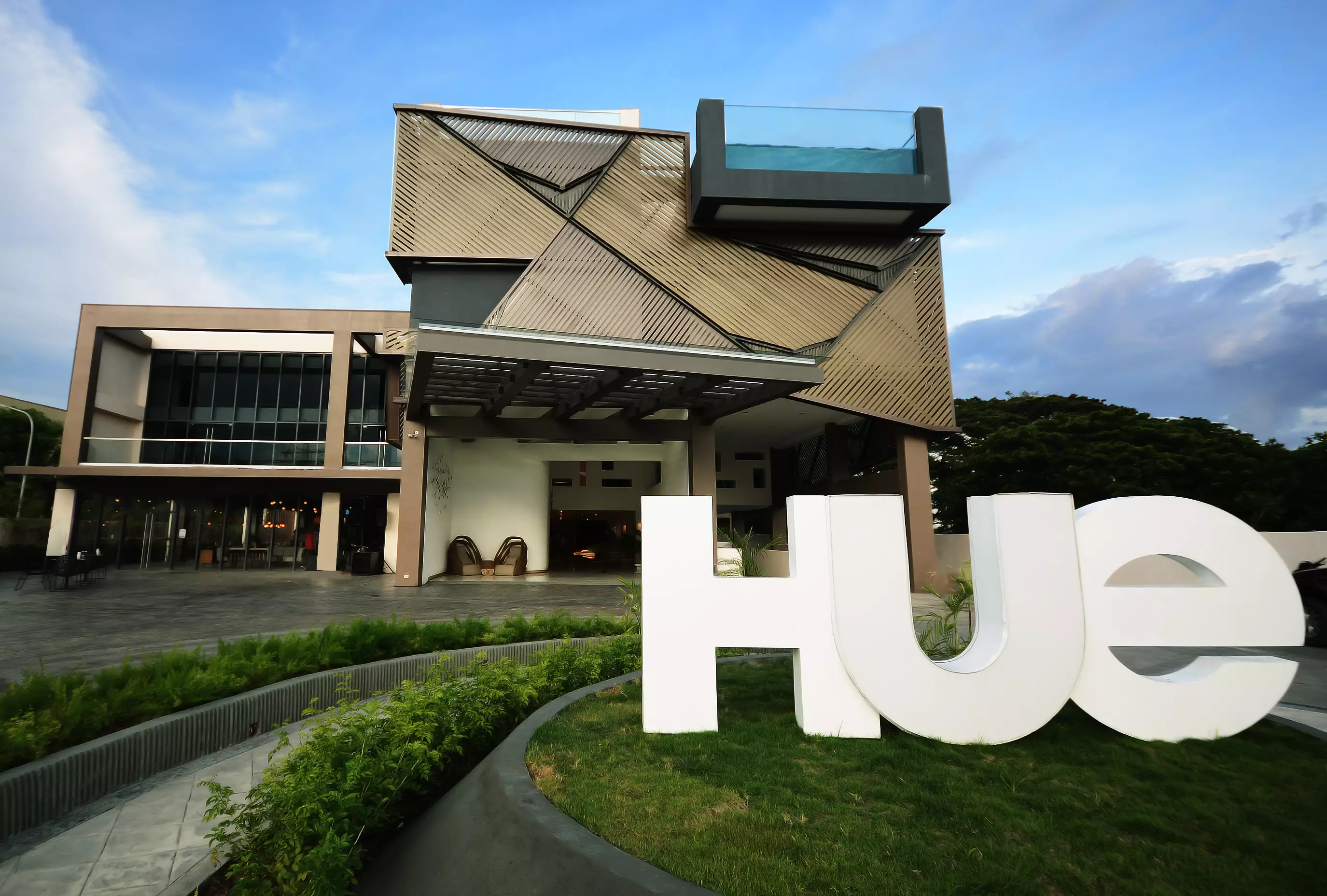 هتل Hue Hotels and Resorts Puerto Princesa Puerto Princesa