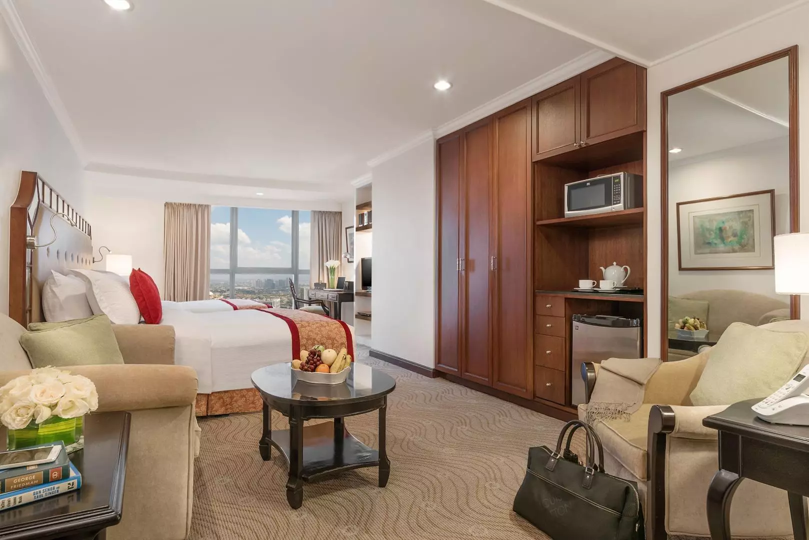 هتل Discovery Suites مانیلا
