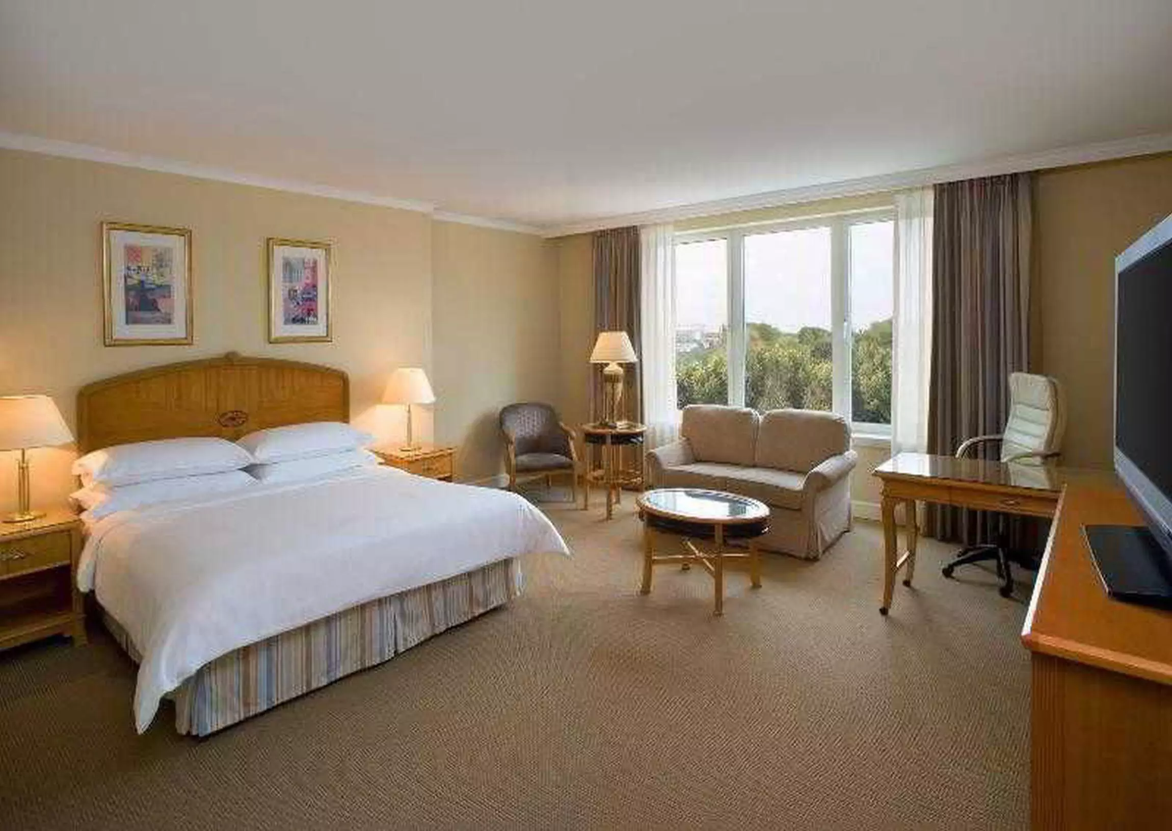 هتل Sheraton Warsaw ورشو
