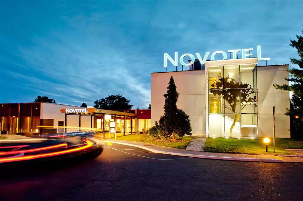هتل Novotel Wroclaw Hotel  Wroclaw
