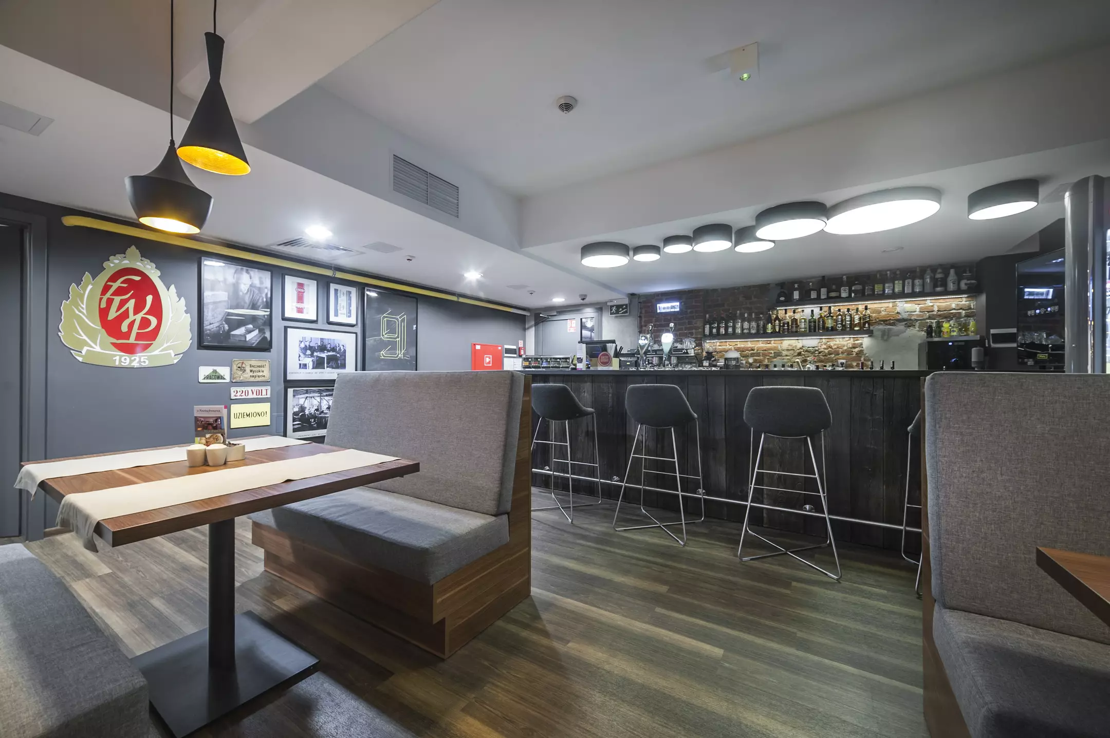 هتل Hotel Tobaco لودز