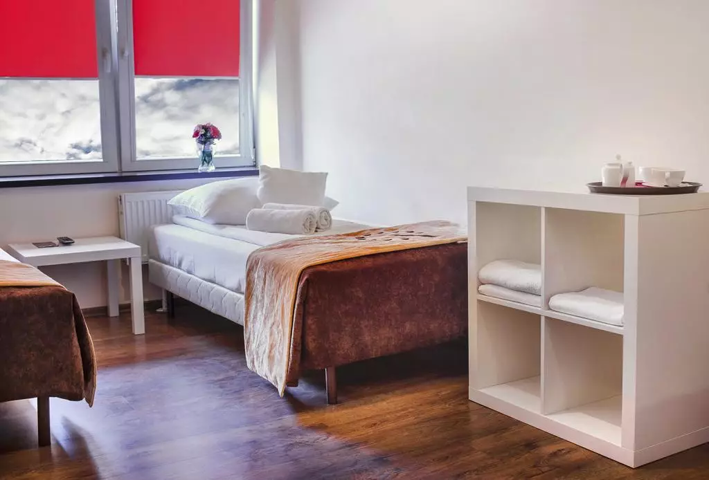 Alibaba https://cdn.alibaba.ir/ostorage/hotel-accommodation-images/6a3b3c3dece37da9b7c80da1_Lodz-Boutique-Hostel-0.webp