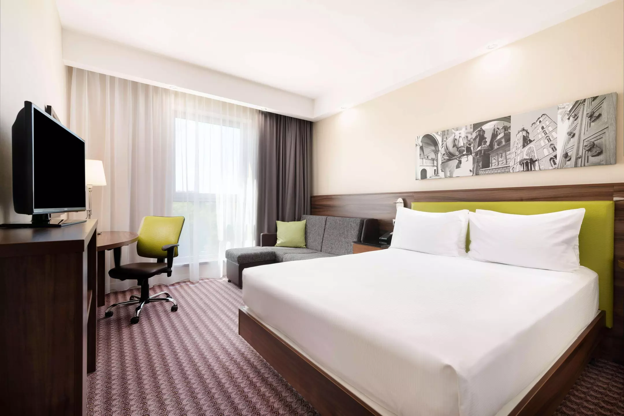 هتل Hampton by Hilton Krakow کراکو