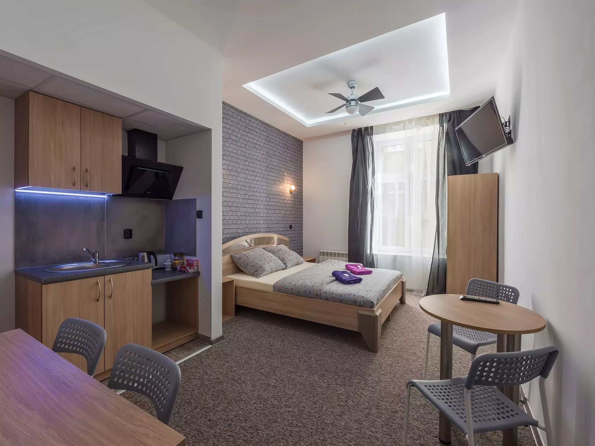 هتل Honey Hostel کراکو