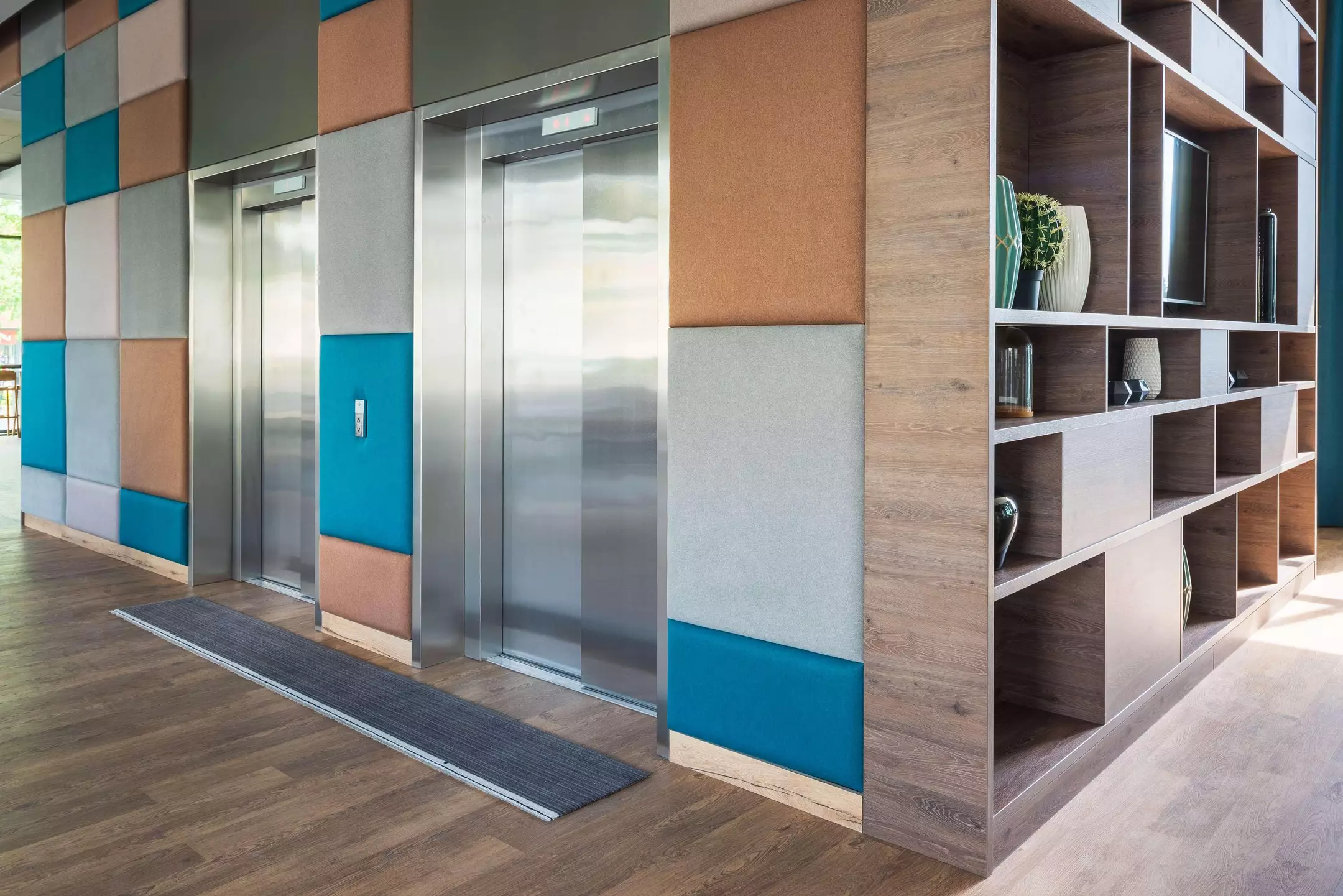 Alibaba https://cdn.alibaba.ir/ostorage/hotel-accommodation-images/6a3b73ecece37da9b7c83688_Warsaw-Hampton-by-Hilton-Warsaw-Mokotow-0.webp