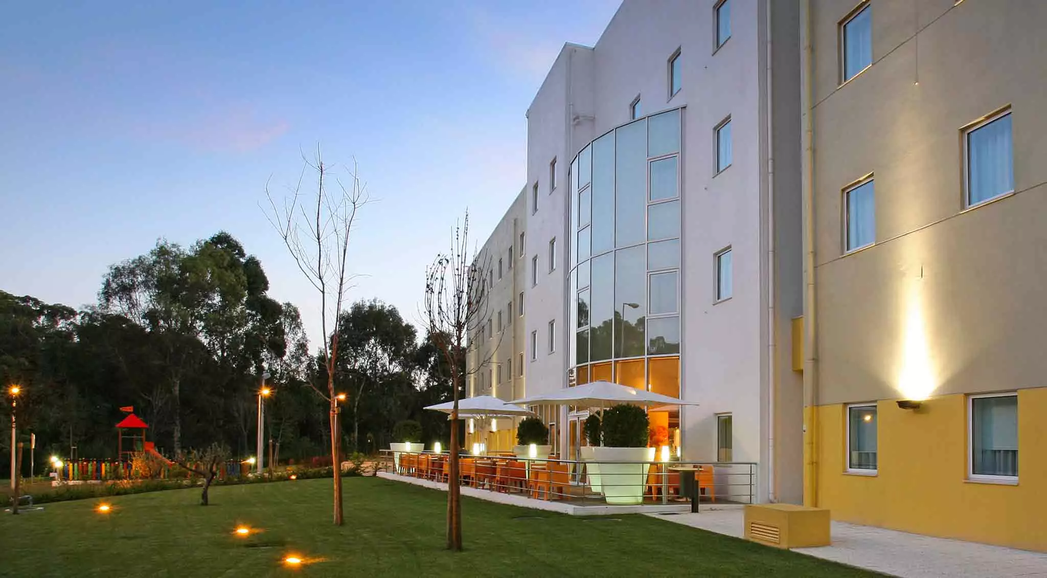 Alibaba https://cdn.alibaba.ir/ostorage/hotel-accommodation-images/6a3bcaf3ece37da9b7c871b2_Amadora-Ibis-Lisboa-Alfragide-0.webp