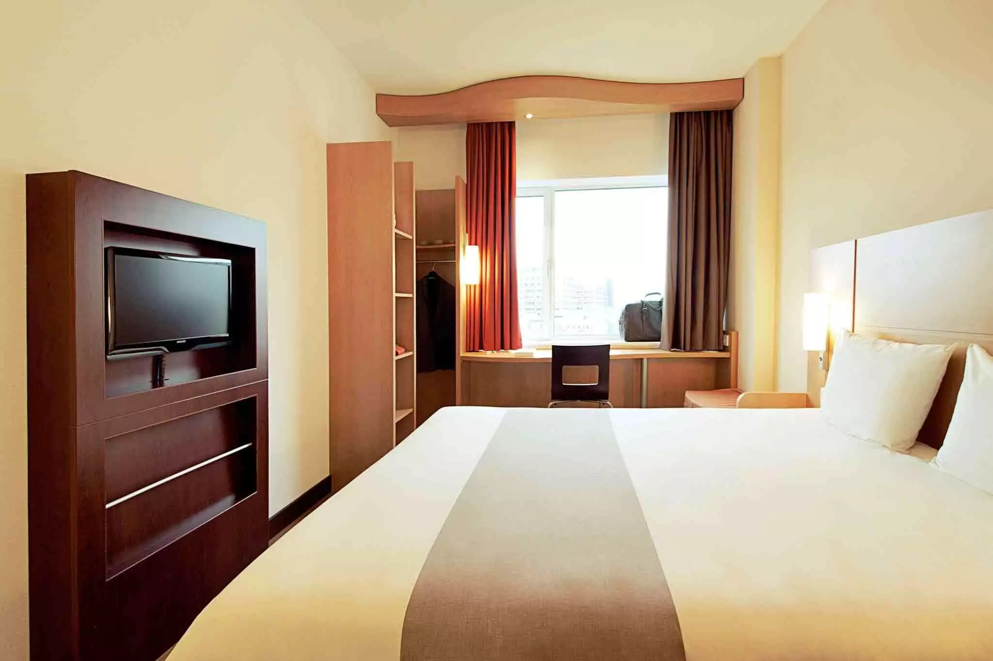 هتل Ibis Lisboa Alfragide Amadora