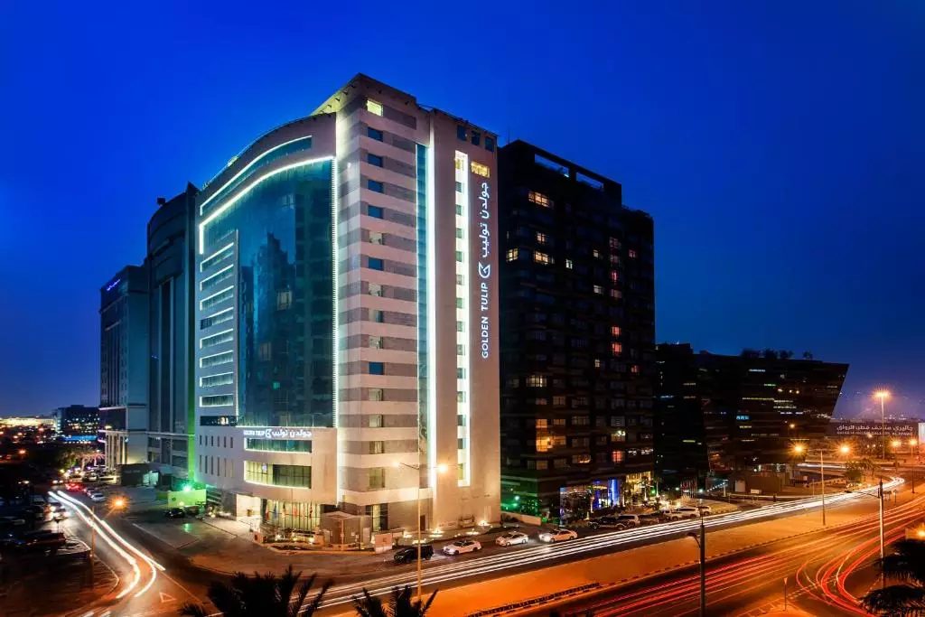 Alibaba https://cdn.alibaba.ir/ostorage/hotel-accommodation-images/6a3cdce8eeea5593494795c4_Doha-Golden-Tulip-0.webp