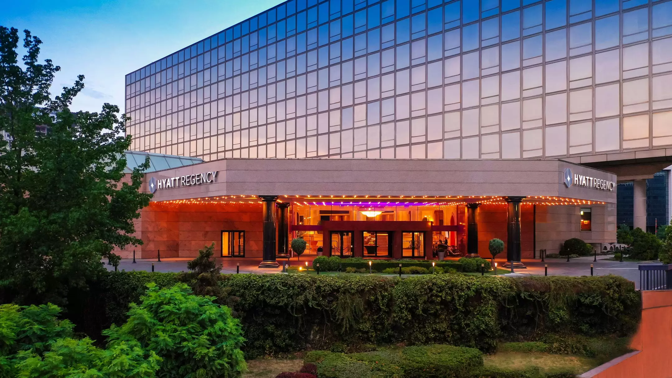 Alibaba https://cdn.alibaba.ir/ostorage/hotel-accommodation-images/6a3d34ceeeea55934947d201_Belgrad-Hyatt-Regency-Belgrade-0.webp