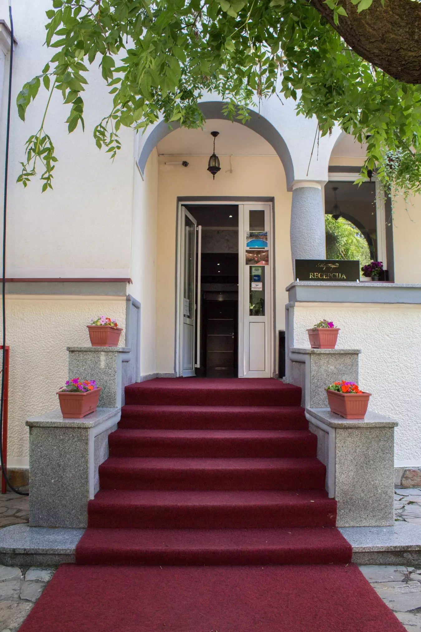 هتل Villa Mystique بلگراد