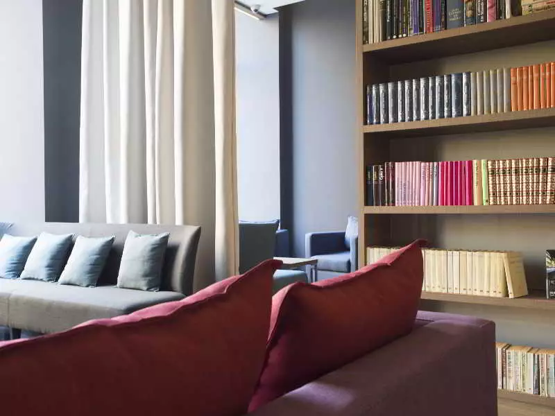 هتل 88 Rooms Hotel بلگراد