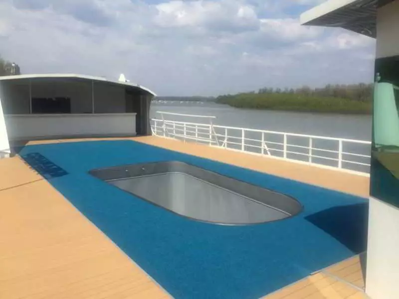 هتل Compass River City Hotel بلگراد