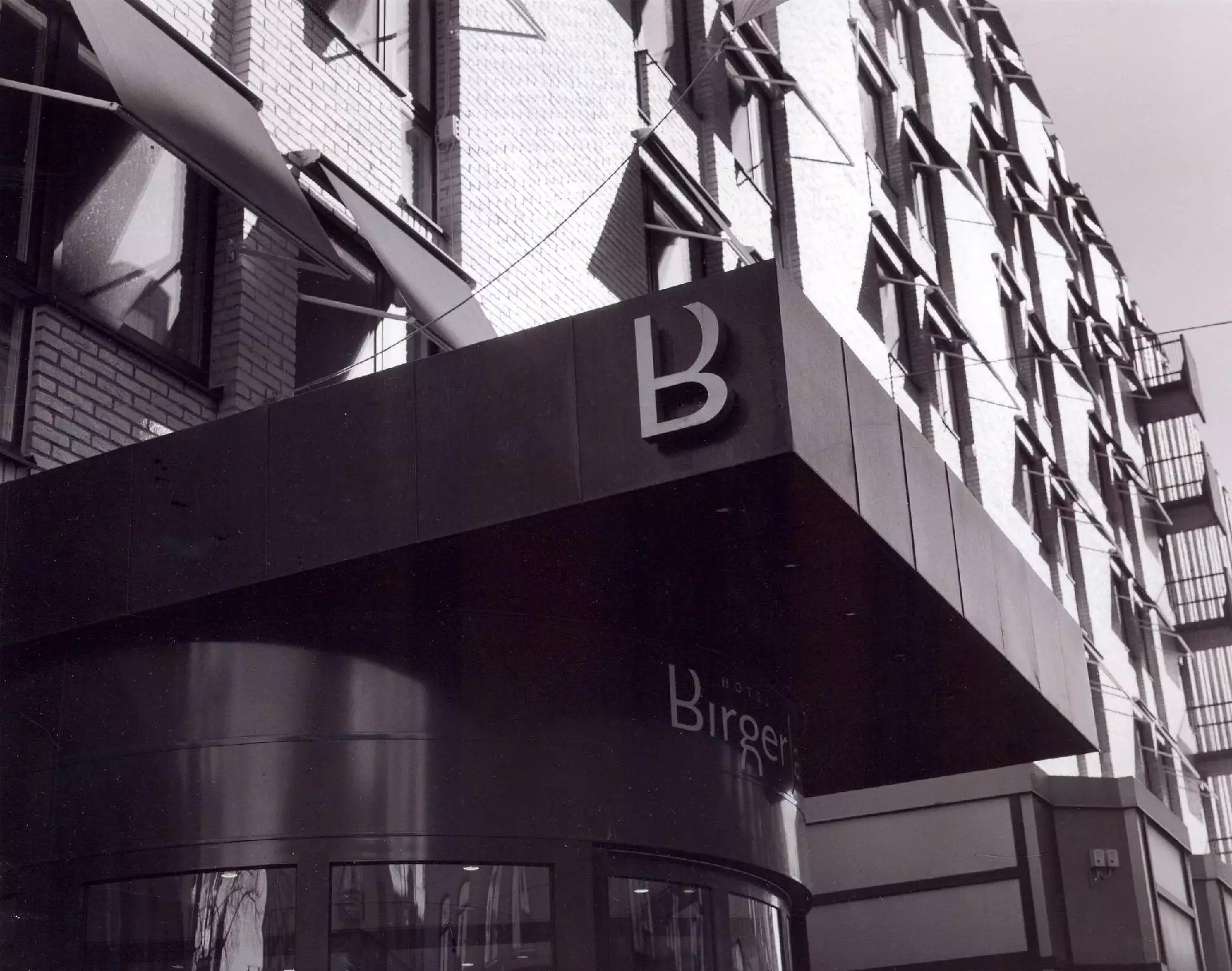 Alibaba https://cdn.alibaba.ir/ostorage/hotel-accommodation-images/6a3d5ec4eeea55934947ef74_Stockholm-Birger-Jarl-0.webp