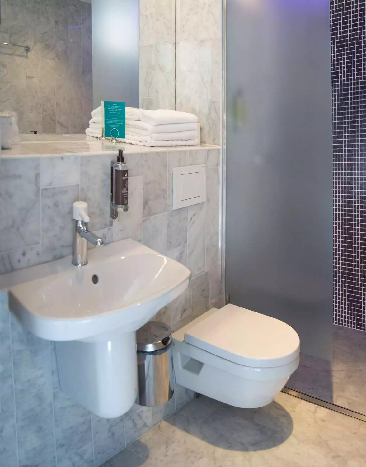 هتل First Hotel Fridhemsplan استکهلم