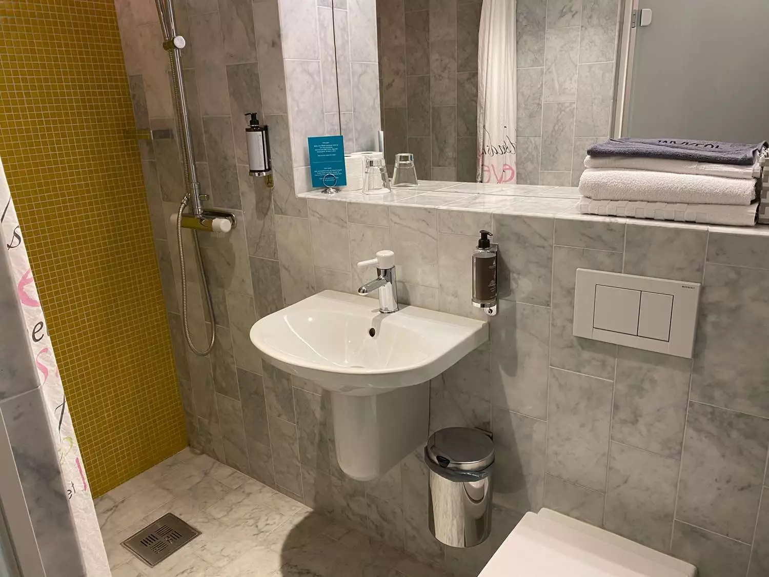 هتل First Hotel Fridhemsplan استکهلم