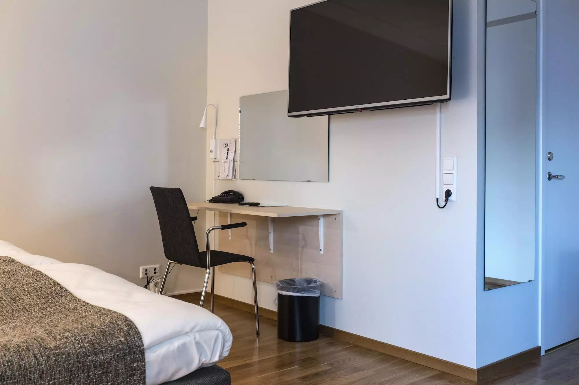 هتل Hotell Björken Umea