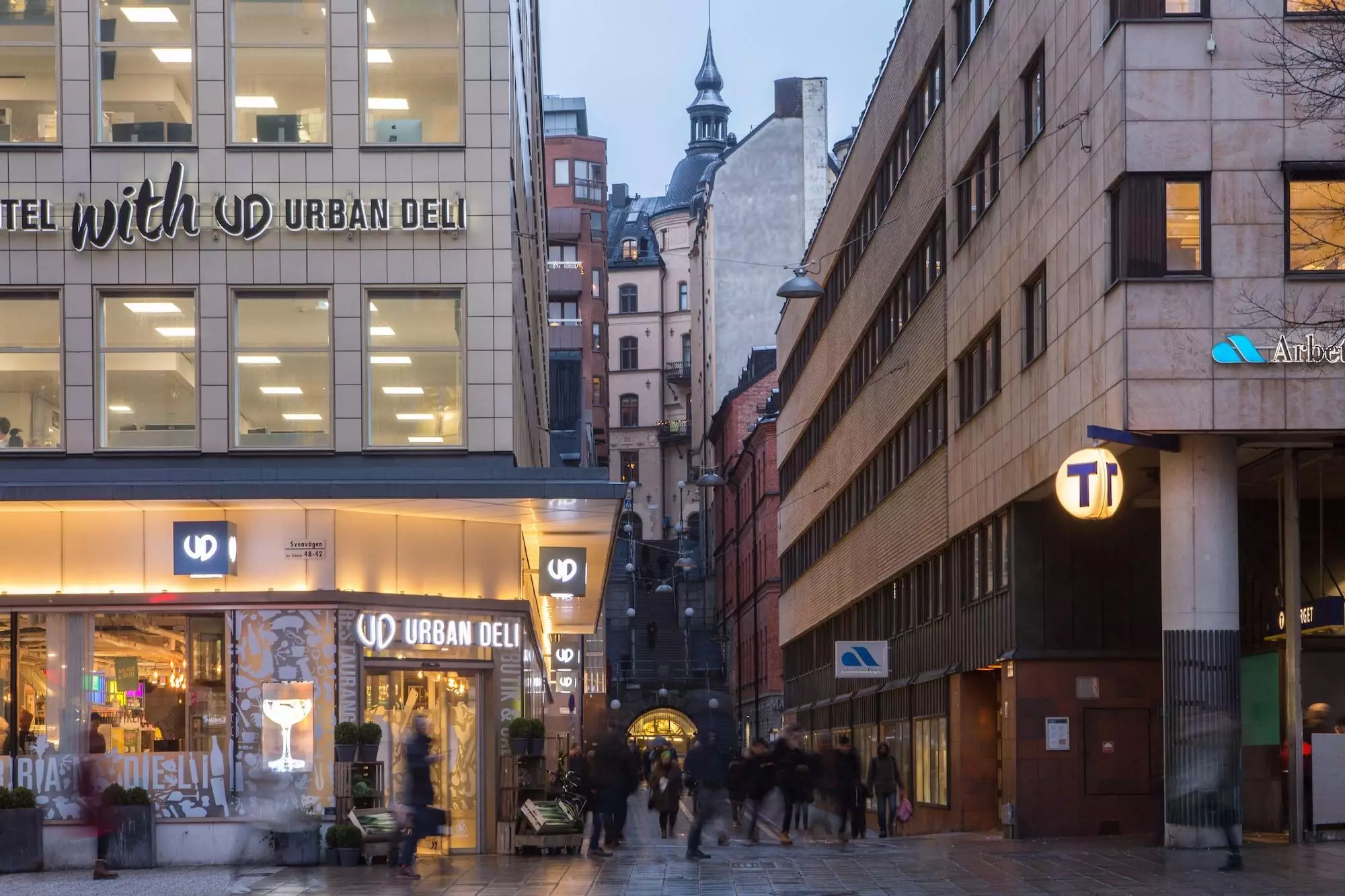 Alibaba https://cdn.alibaba.ir/ostorage/hotel-accommodation-images/6a3d9d14eeea559349481f75_Stockholm-Hotel-With-Urban-Deli-0.webp