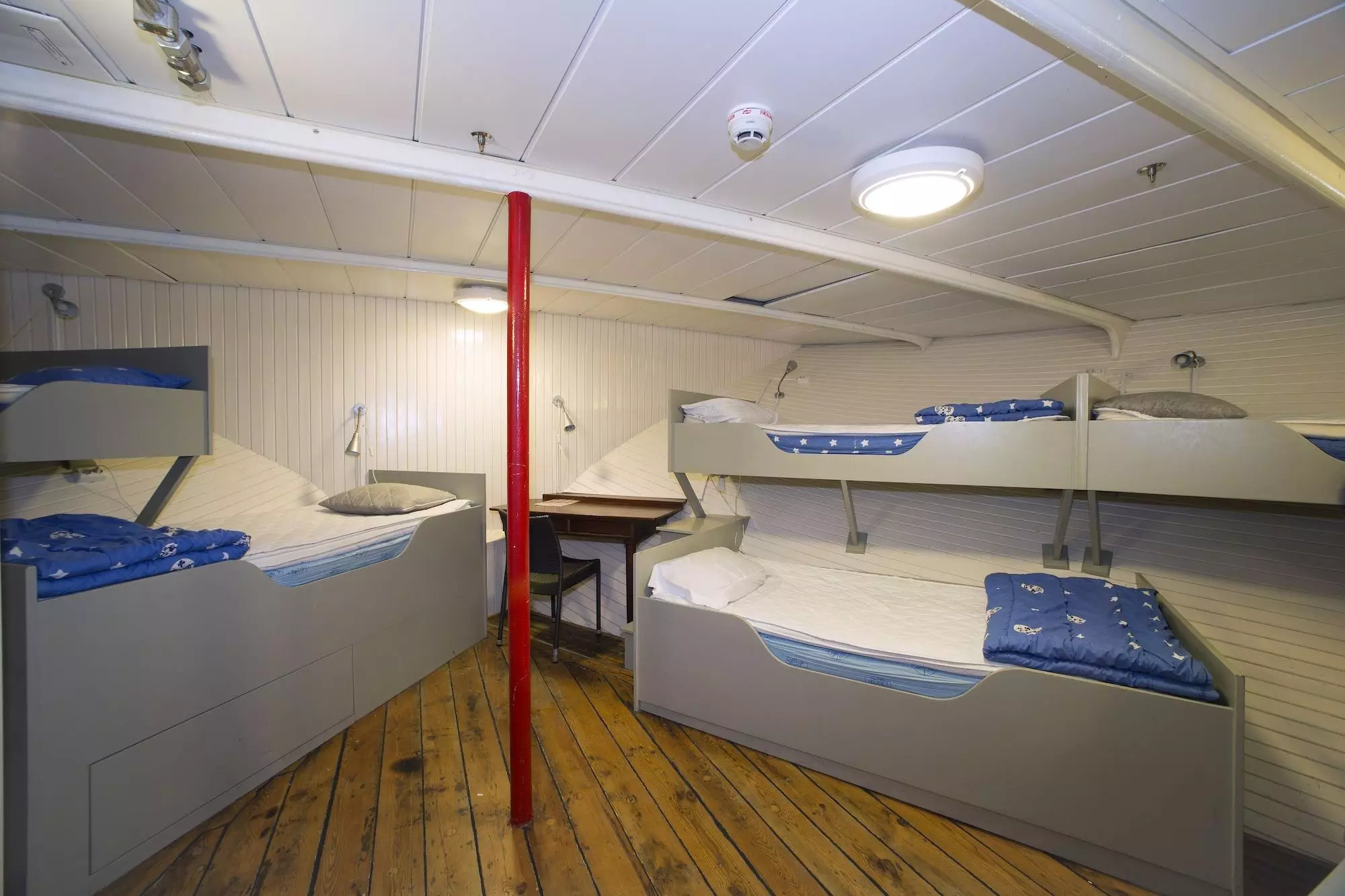 هتل STF Stockholm/af Chapman & Skeppsholmen Hostel استکهلم