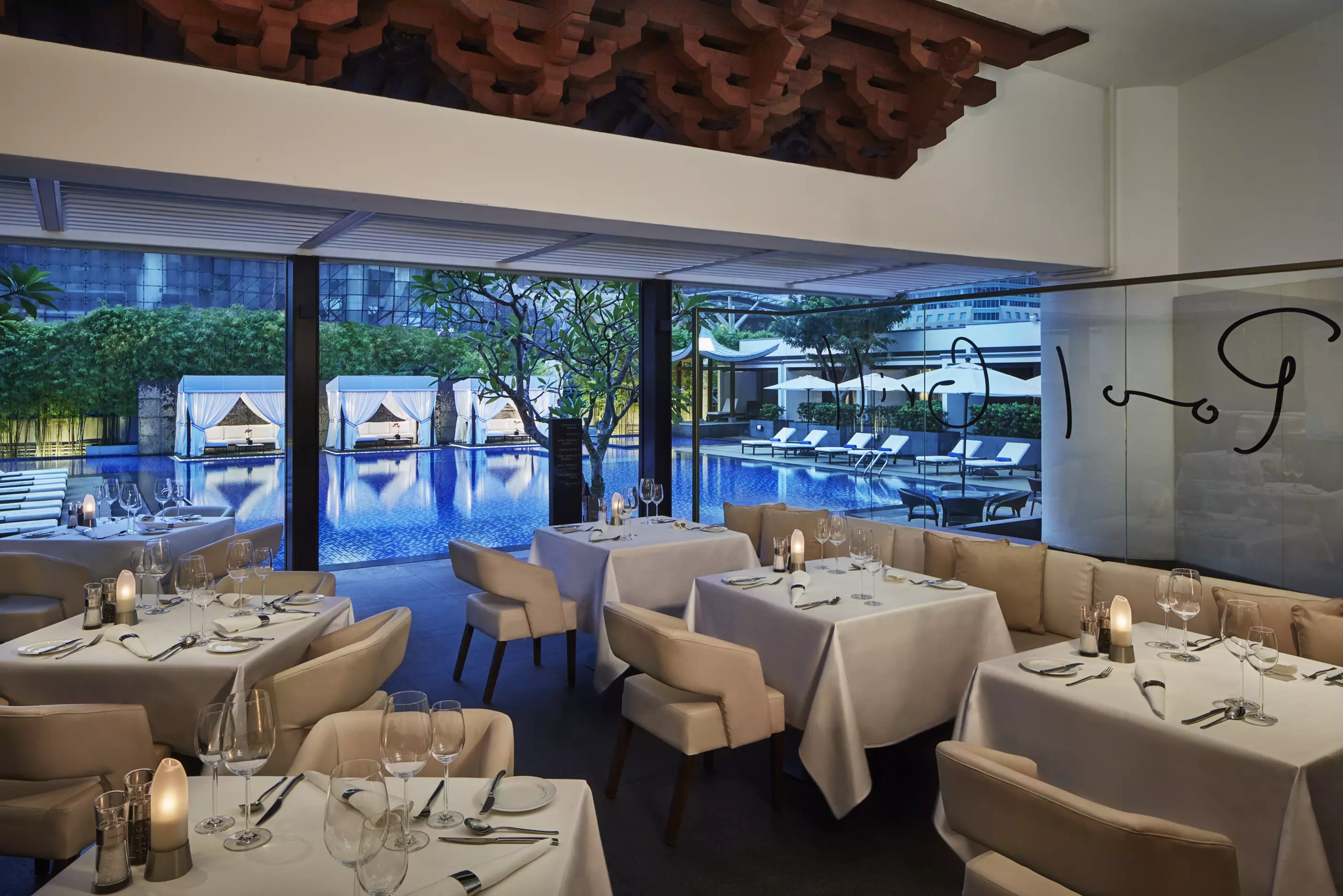 Alibaba https://cdn.alibaba.ir/ostorage/hotel-accommodation-images/6a3ddb6beeea559349484e6d_Singapore-Singapore-Marriott-Tang-Plaza-Hotel-0.webp