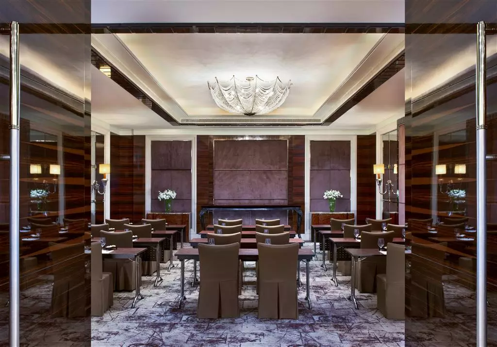 هتل The St. Regis Singapore سنگاپور