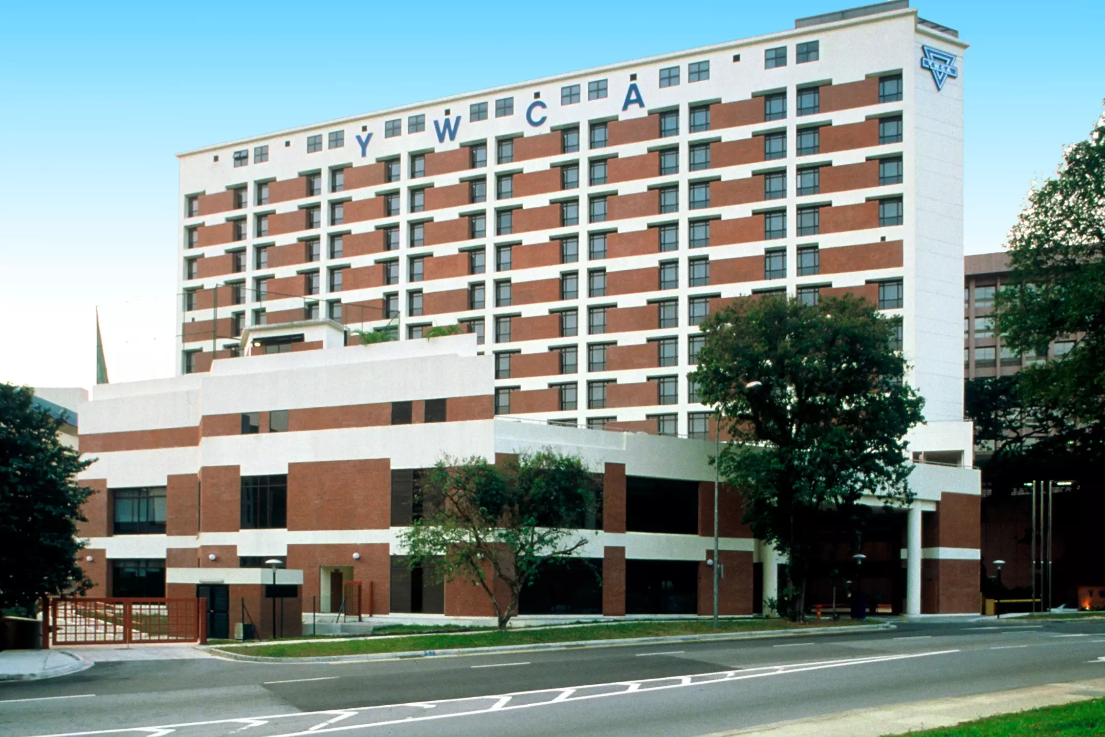 Alibaba https://cdn.alibaba.ir/ostorage/hotel-accommodation-images/6a3df7d0eeea5593494864d8_Singapore-Fort-Canning-Lodge-0.webp