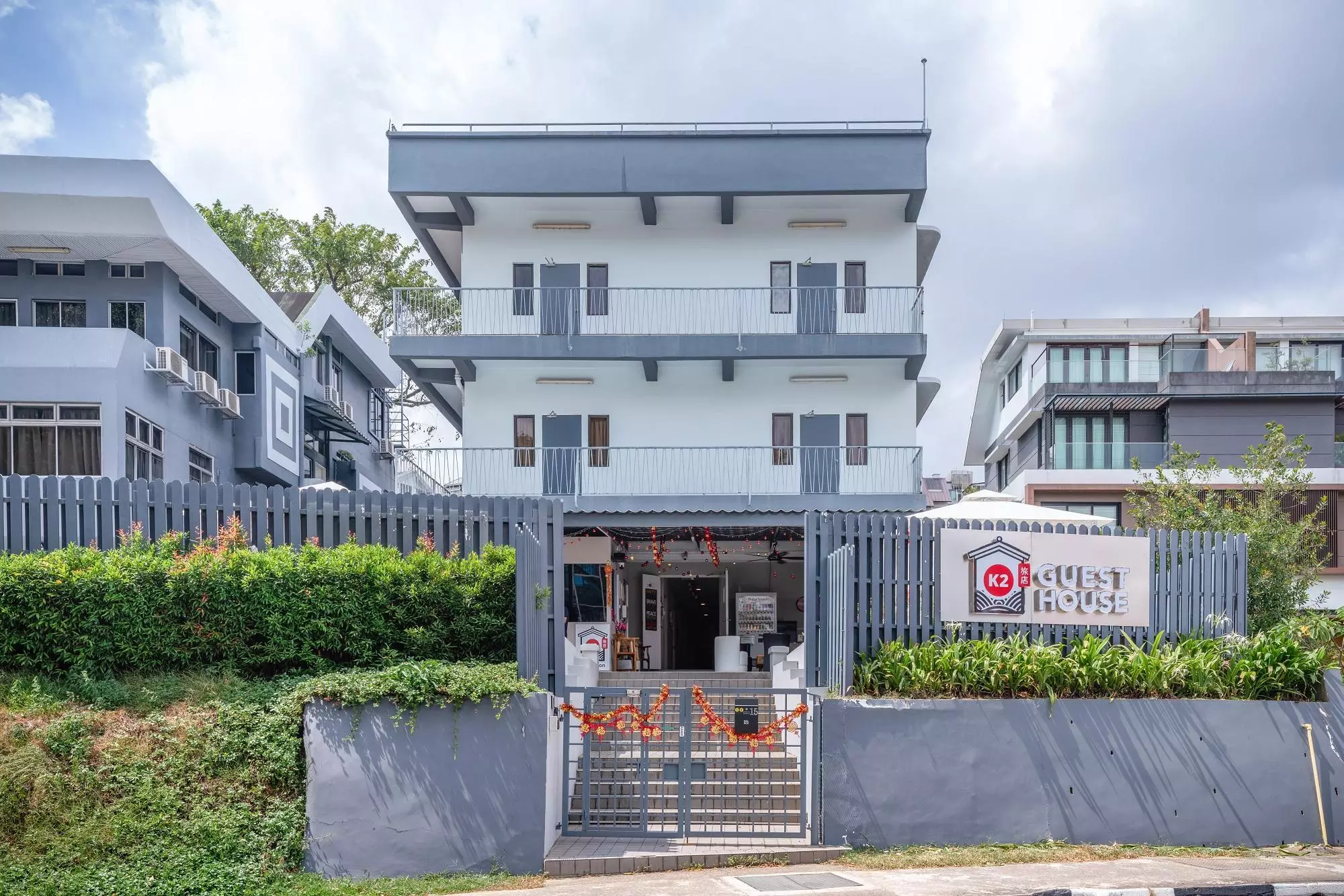 Alibaba https://cdn.alibaba.ir/ostorage/hotel-accommodation-images/6a3df88deeea559349486583_Singapore-K2-Guest-House-0.webp