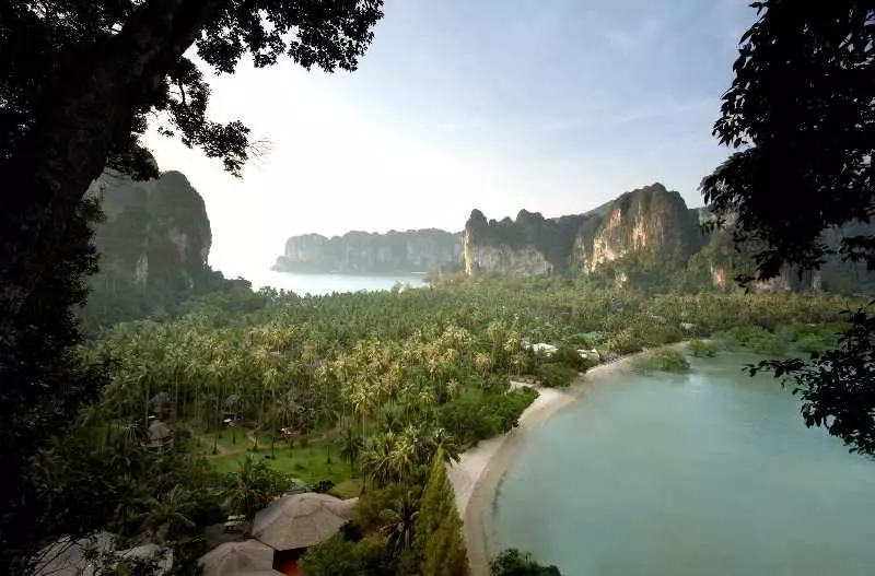 هتل Rayavadee Ralay Beach