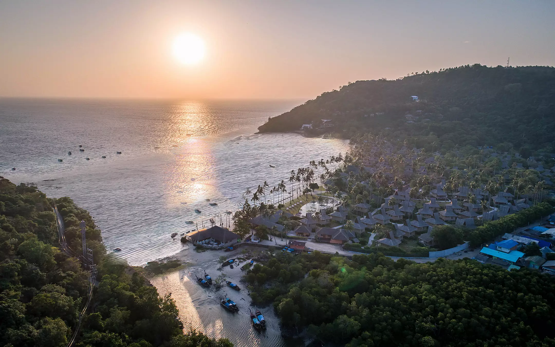 هتل SAii Phi Phi Island Village Phi Phi Island / Ko Pee Pee