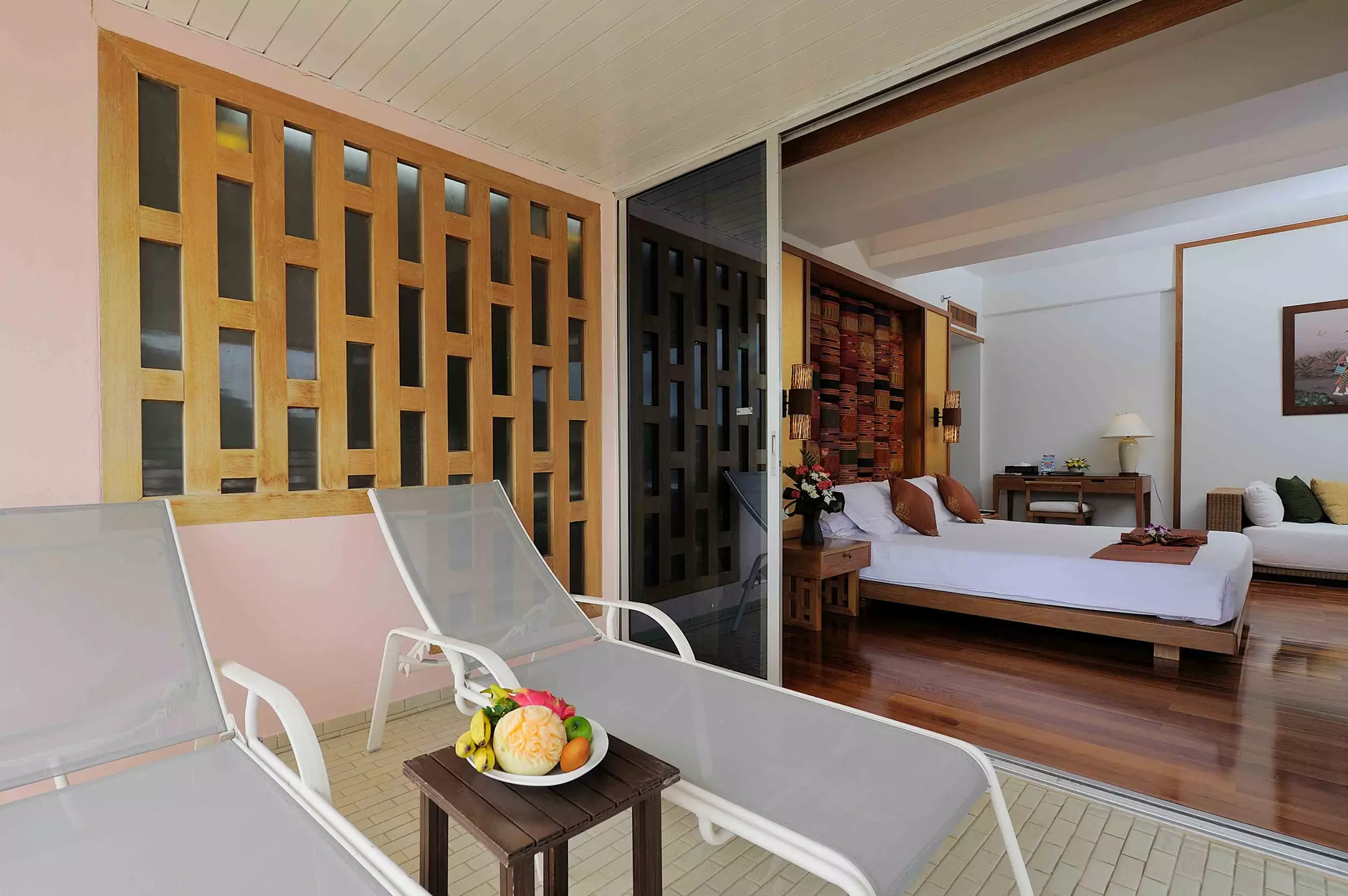 هتل The Royal Paradise Hotel & Spa Patong