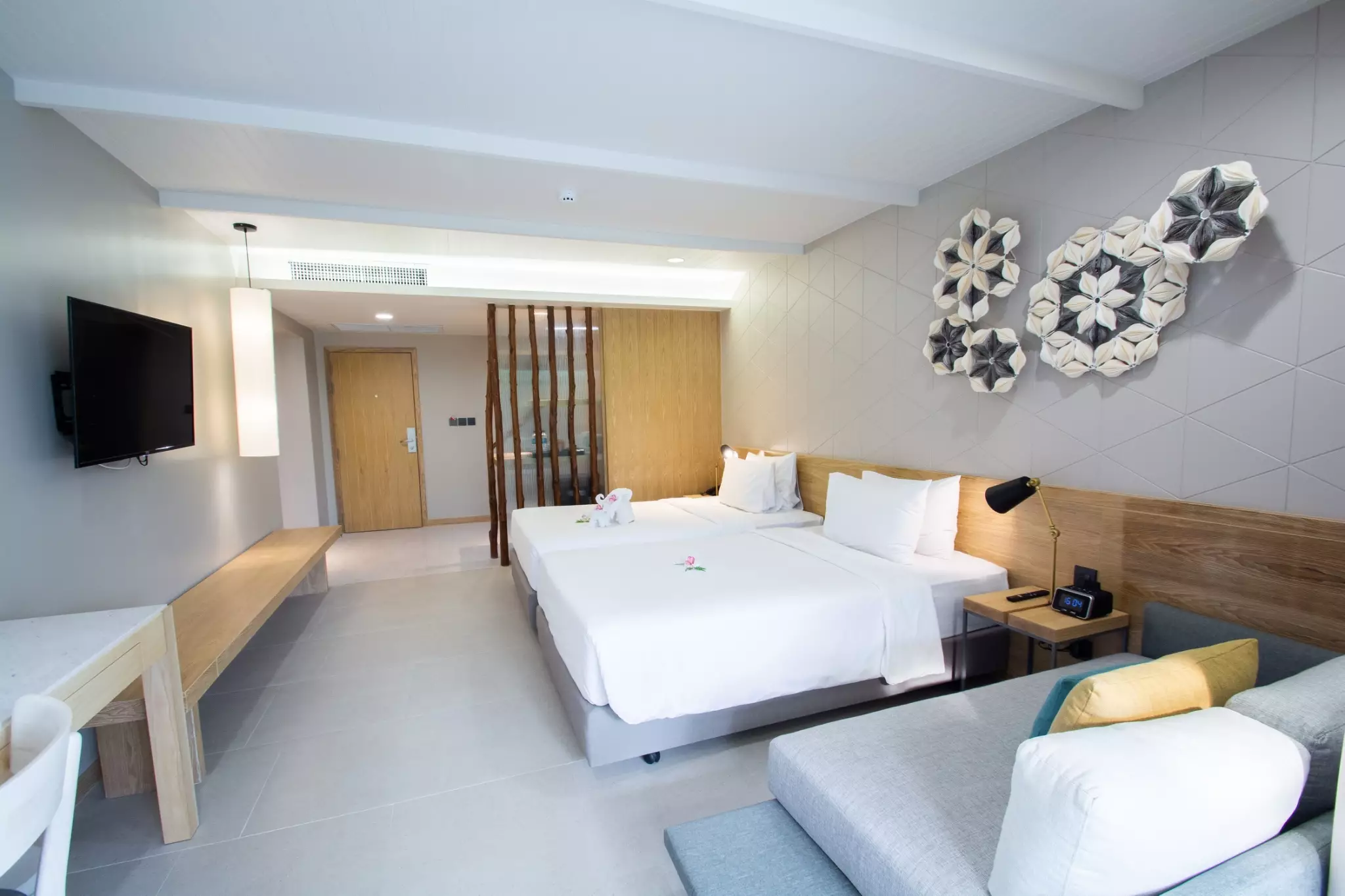 هتل Andaman Cannacia Resort & Spa Kata Beach