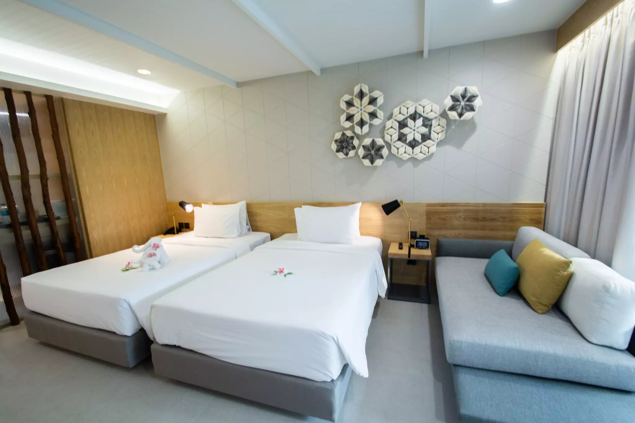 هتل Andaman Cannacia Resort & Spa Kata Beach