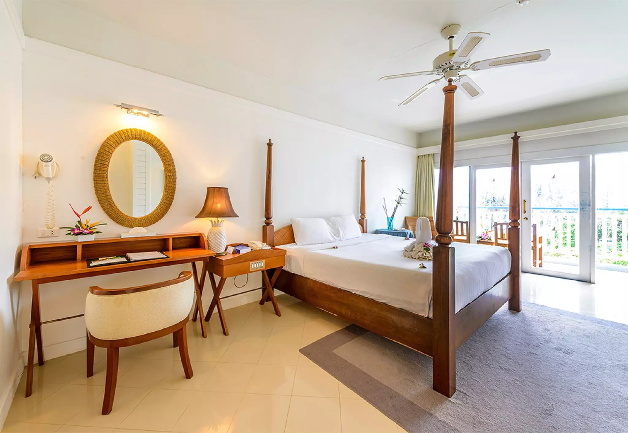هتل Andaman Seaview Hotel Karon