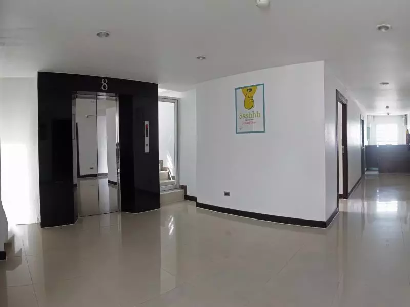 Alibaba https://cdn.alibaba.ir/ostorage/hotel-accommodation-images/6a3e2d09eeea559349488ce2_Bangkok-iCheck-inn-Mayfair-Pratunam-0.webp