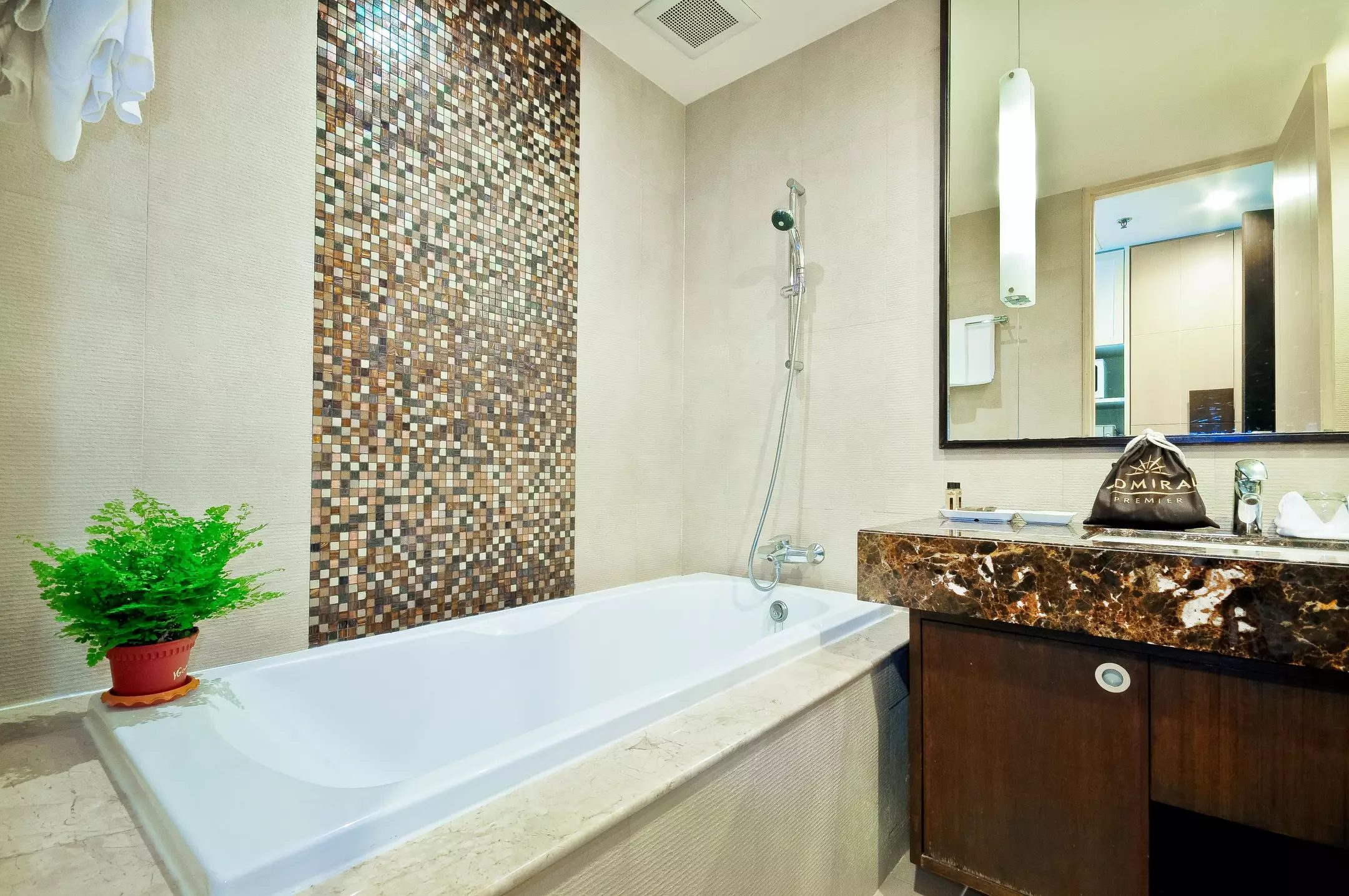 هتل Admiral Premier Sukhumvit by Compass Hospitality بانگکوک