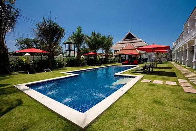 هتل Palm Grove Resort Chon Buri