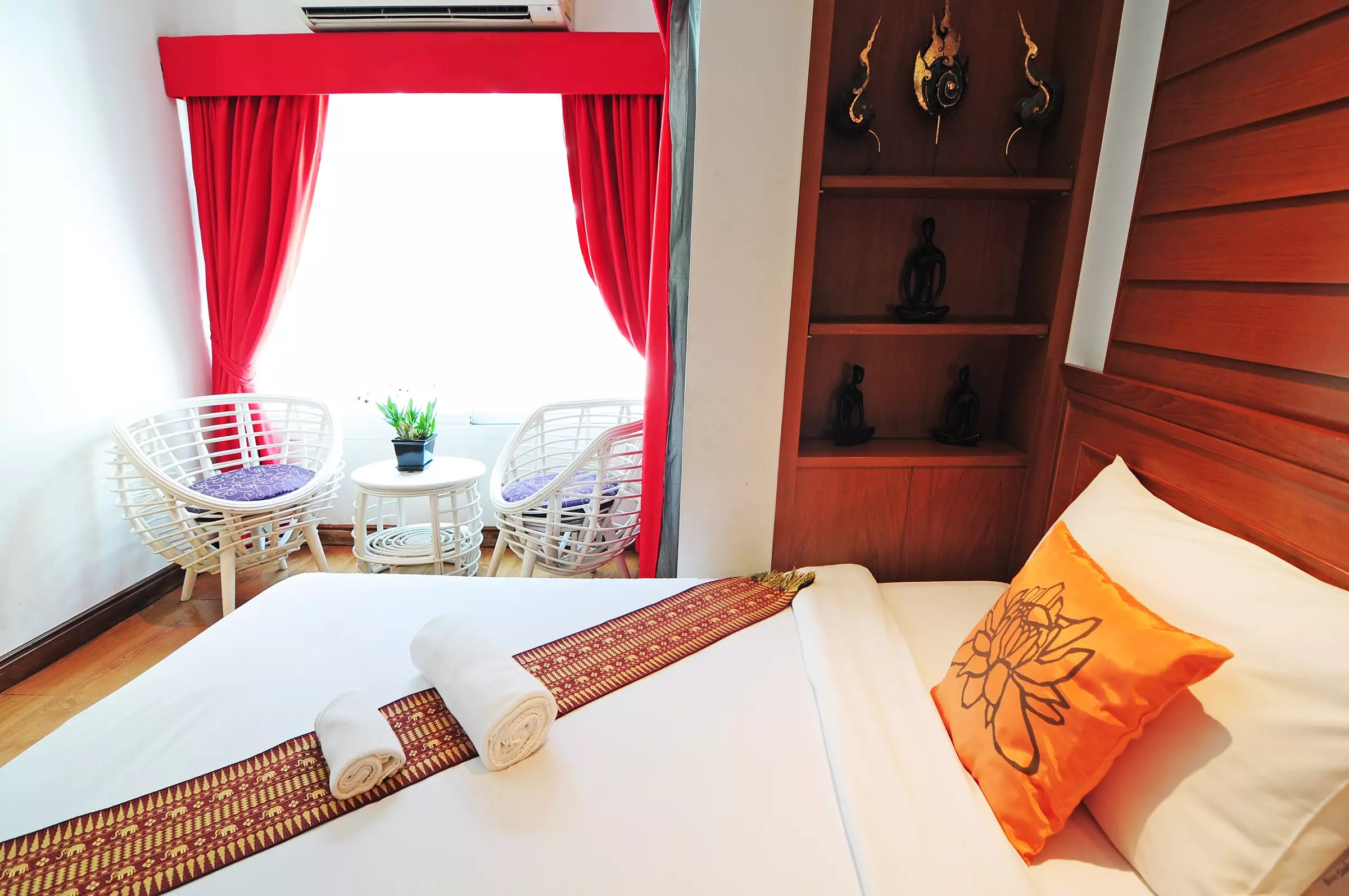هتل Baan Sukhumvit Soi 18 بانگکوک