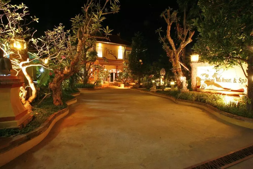 Alibaba https://cdn.alibaba.ir/ostorage/hotel-accommodation-images/6a3e3b2deeea5593494897d2_Chalong-Ao-Chalong-Villa-Resort--Spa-0.webp