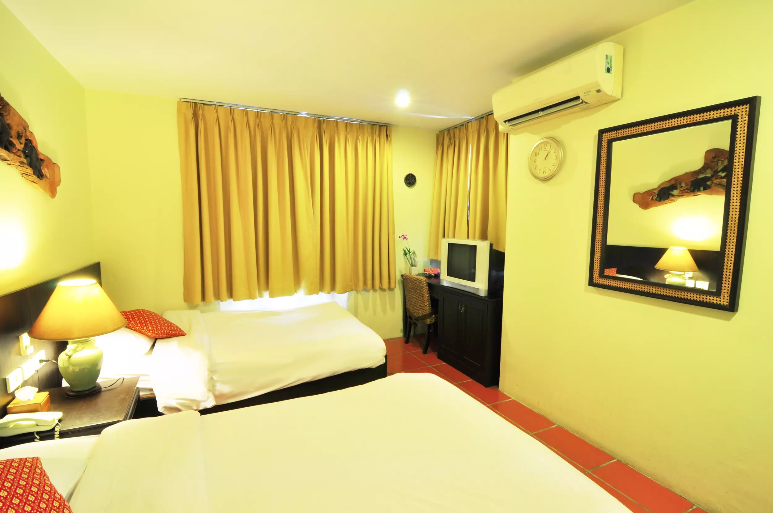 هتل Baan Sukhumvit Soi 20 بانگکوک