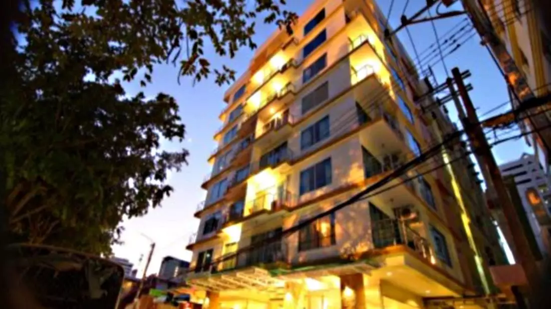 Alibaba https://cdn.alibaba.ir/ostorage/hotel-accommodation-images/6a3e3c3beeea5593494898d3_Bangkok-Royal-View-Resort-0.webp