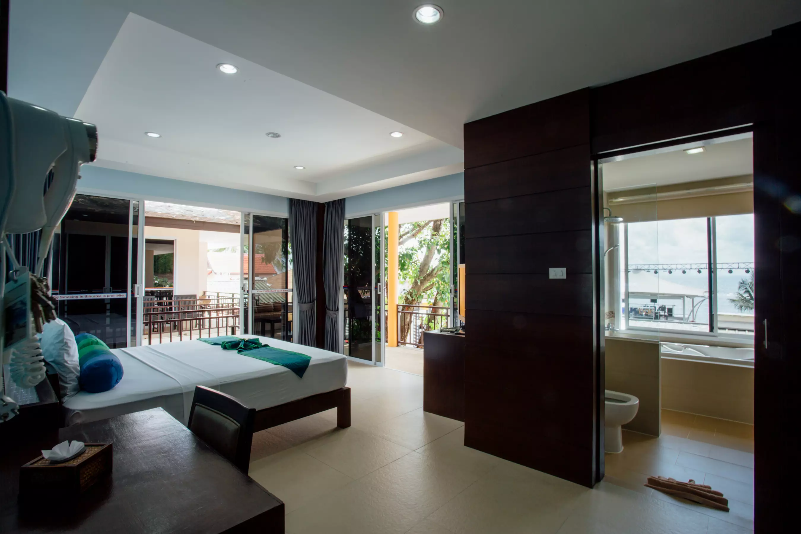 هتل ARK Bar Beach Resort Chaweng Beach