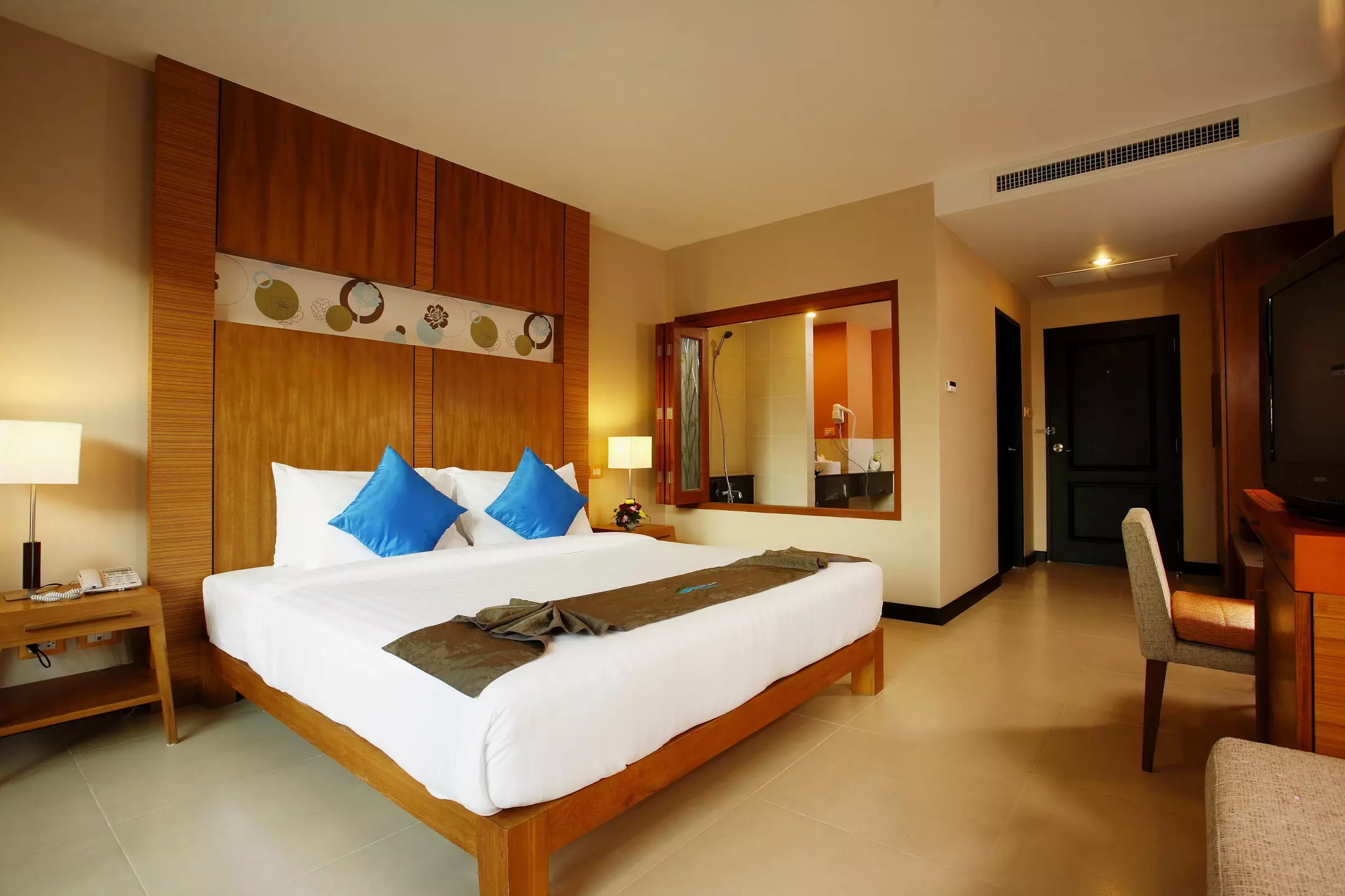 هتل Andakira Hotel Patong Patong