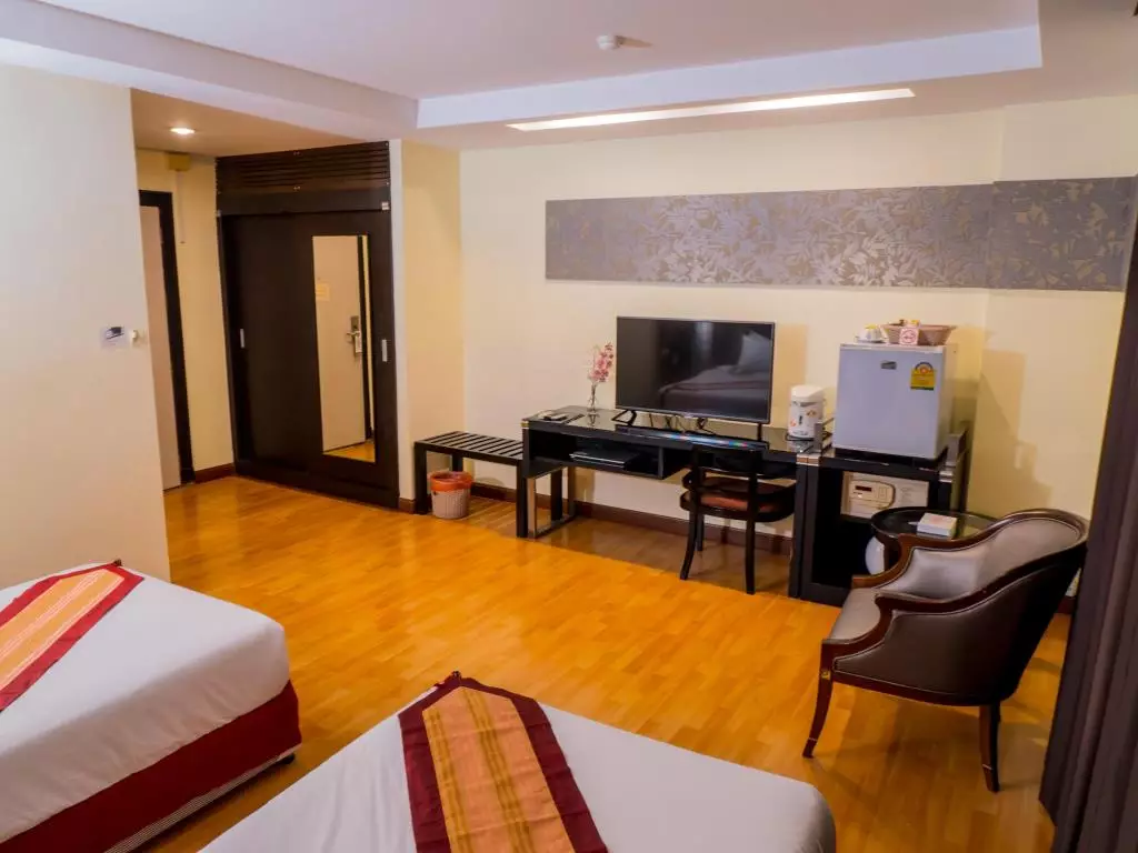 Alibaba https://cdn.alibaba.ir/ostorage/hotel-accommodation-images/6a3e5773eeea55934948ad3a_Bangkok-Atrium-Boutique-0.webp