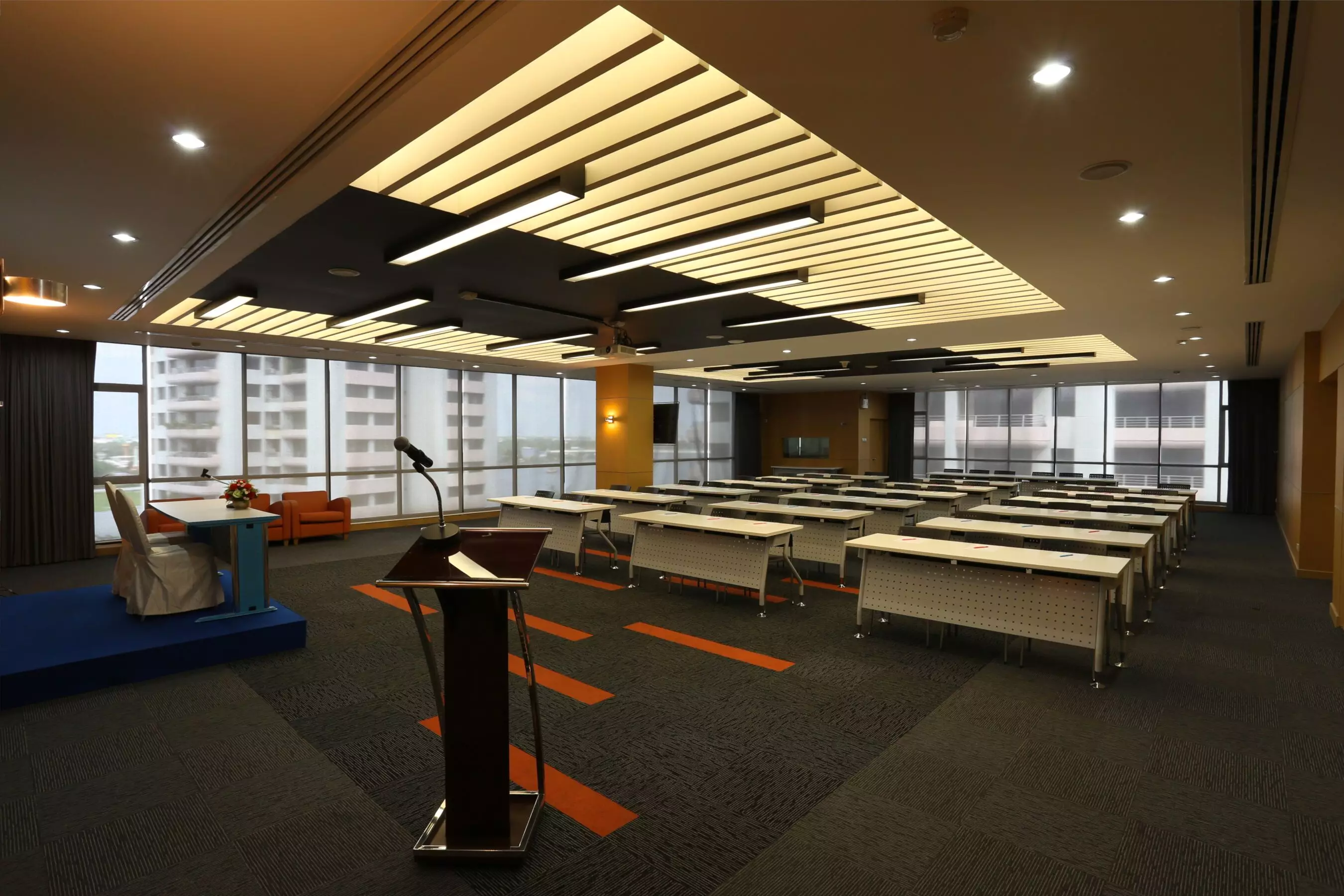 هتل Riverine Place Hotel and Residence Nonthaburi