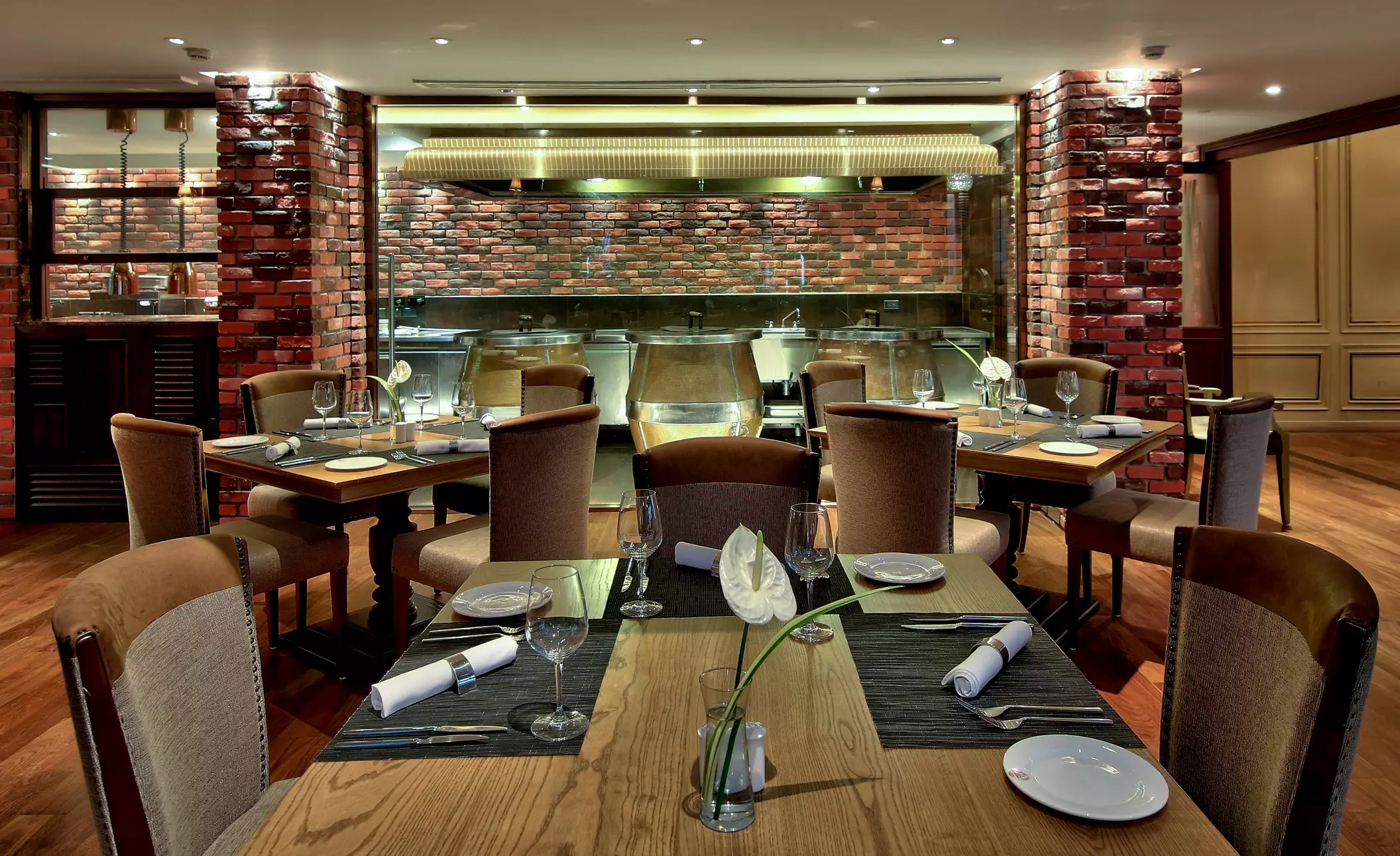 هتل Radisson Suites Bangkok Sukhumvit بانگکوک