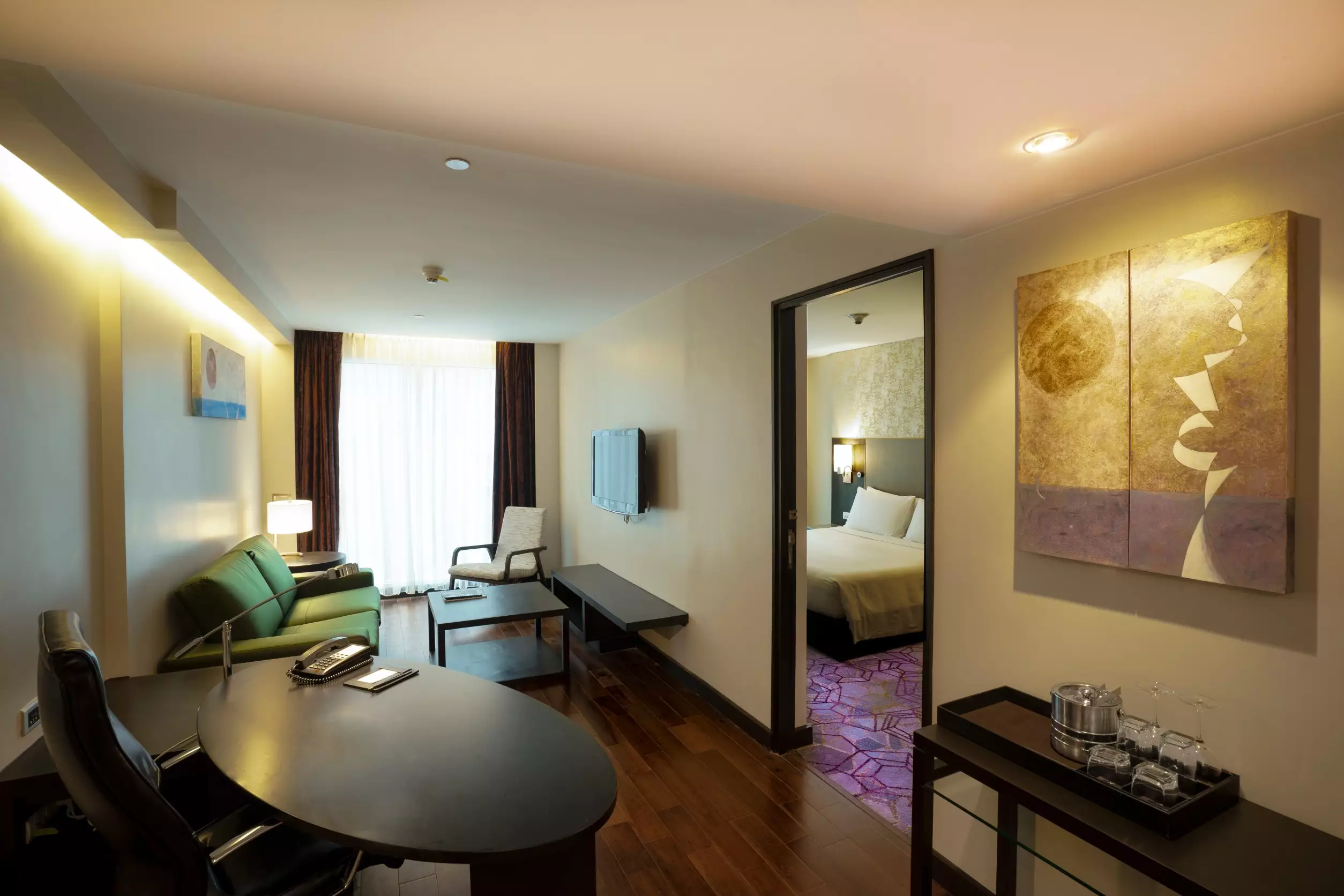 هتل Radisson Suites Bangkok Sukhumvit بانگکوک