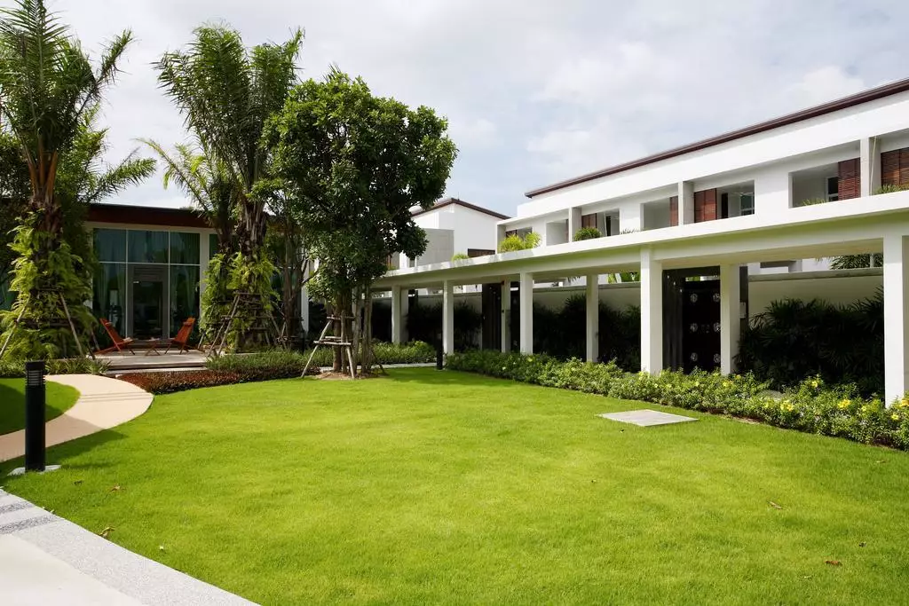 Alibaba https://cdn.alibaba.ir/ostorage/hotel-accommodation-images/6a3e723beeea55934948c1c6_Phuket-Two-Villas-Holiday--Oxygen-Style-Bangtao-Beach-0.webp